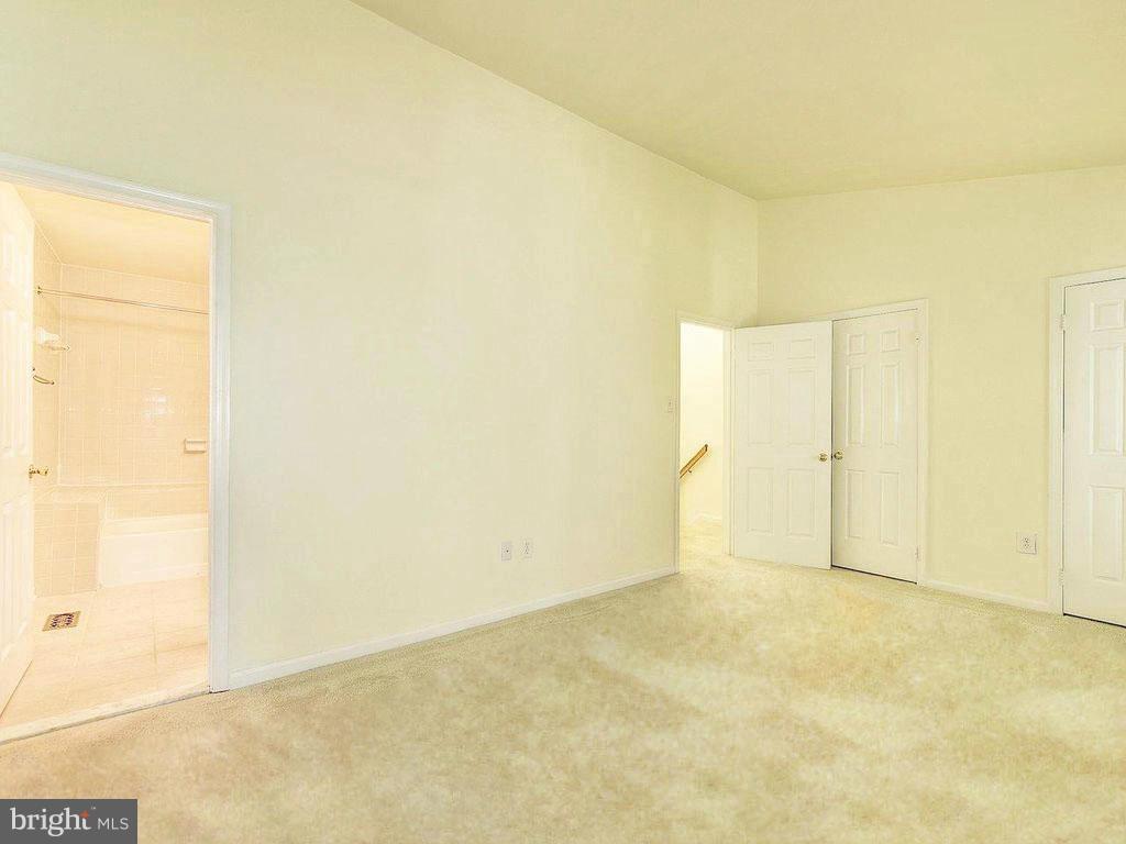 GROSVENOR PARK - Residential Lease