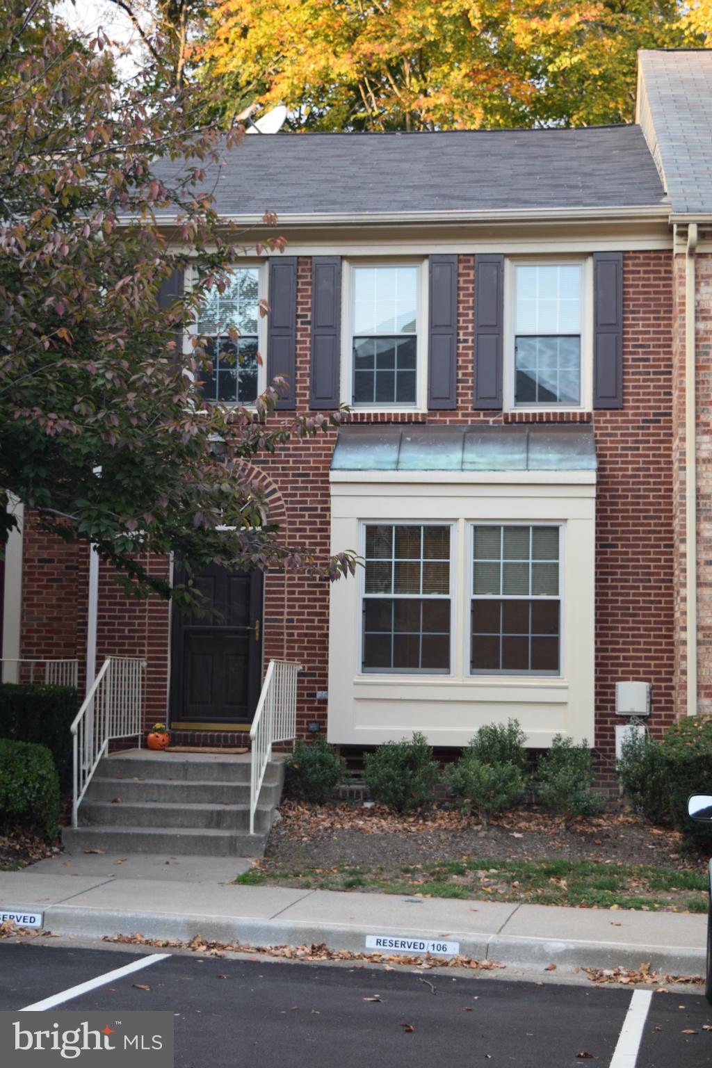 GROSVENOR PARK - Residential Lease