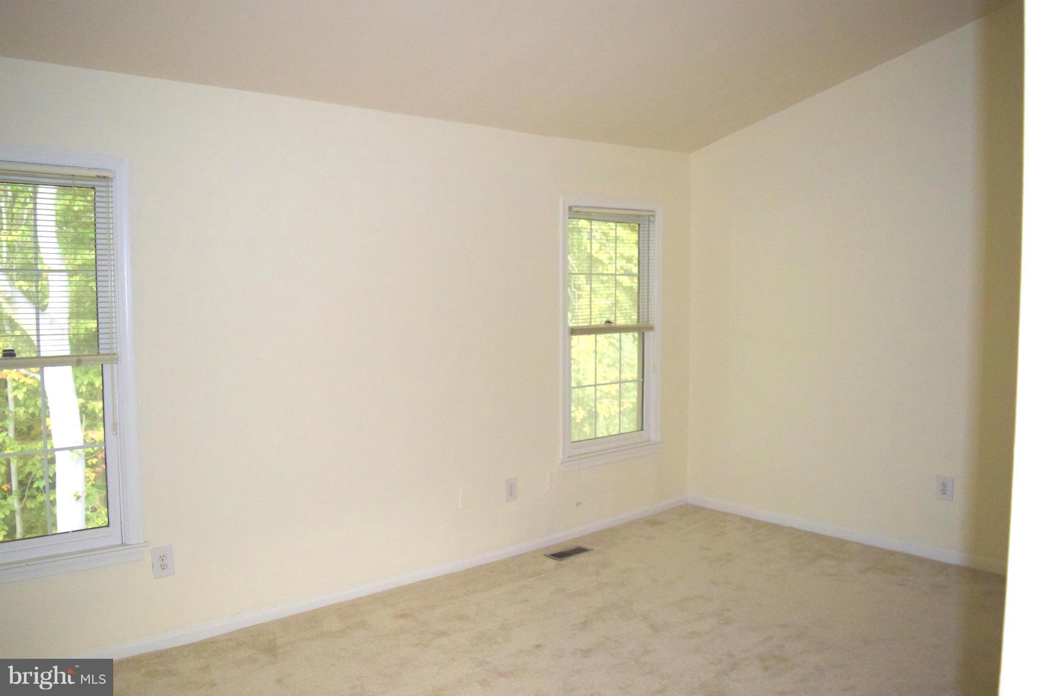 GROSVENOR PARK - Residential Lease