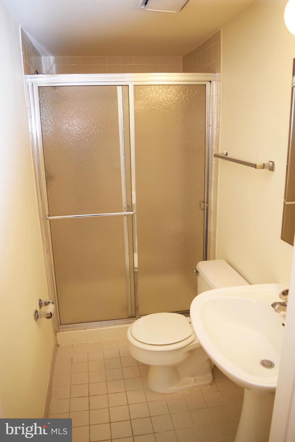 GROSVENOR PARK - Residential Lease