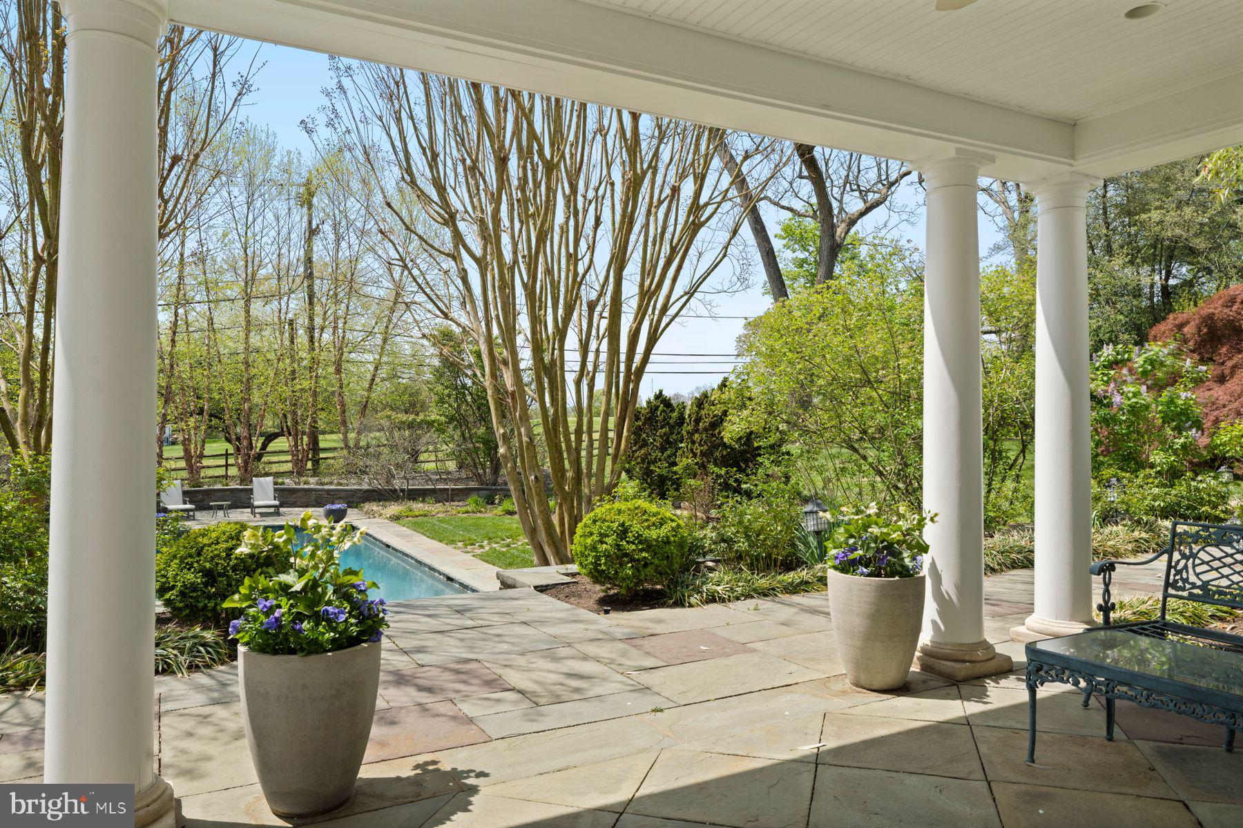 CHESTNUT HILL - Residential
