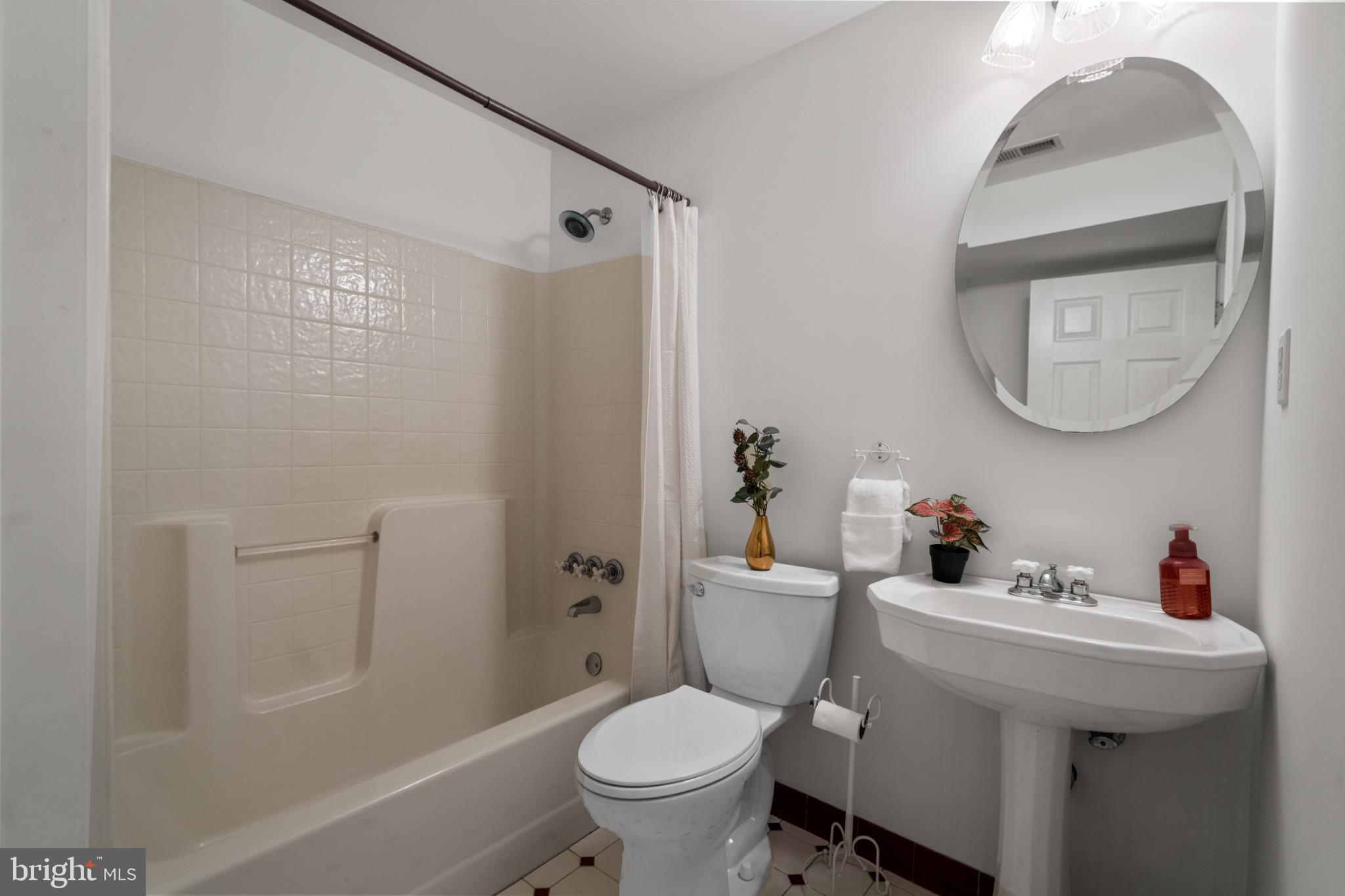 TURKEY RUN ESTATES - Residential