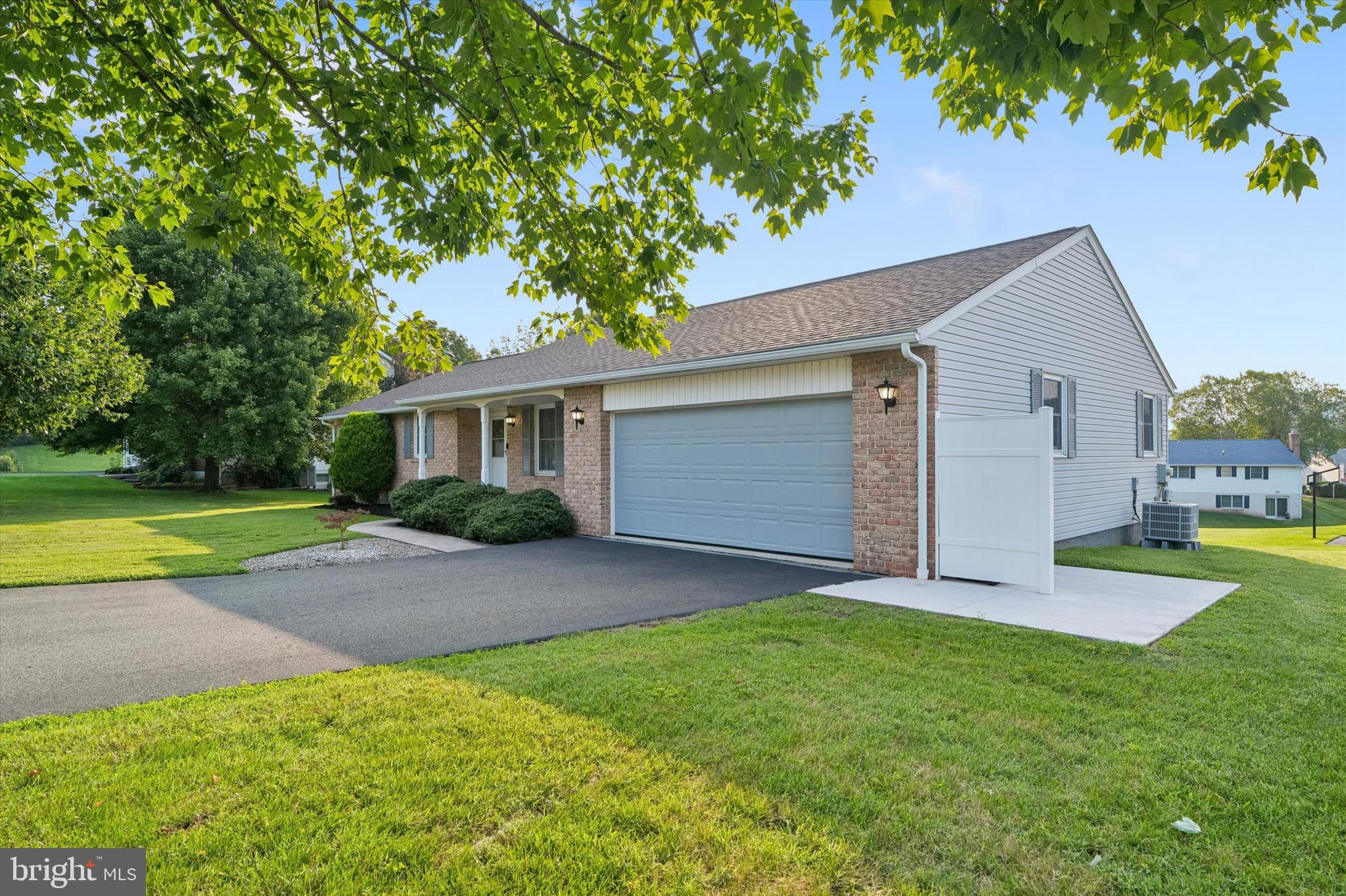 2586 CHERRY COURT