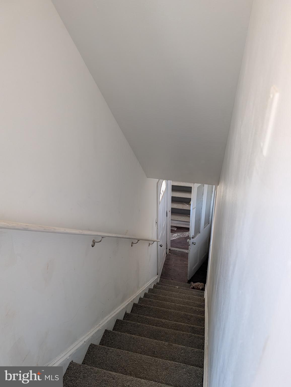 YORKVILLE - Commercial Sale