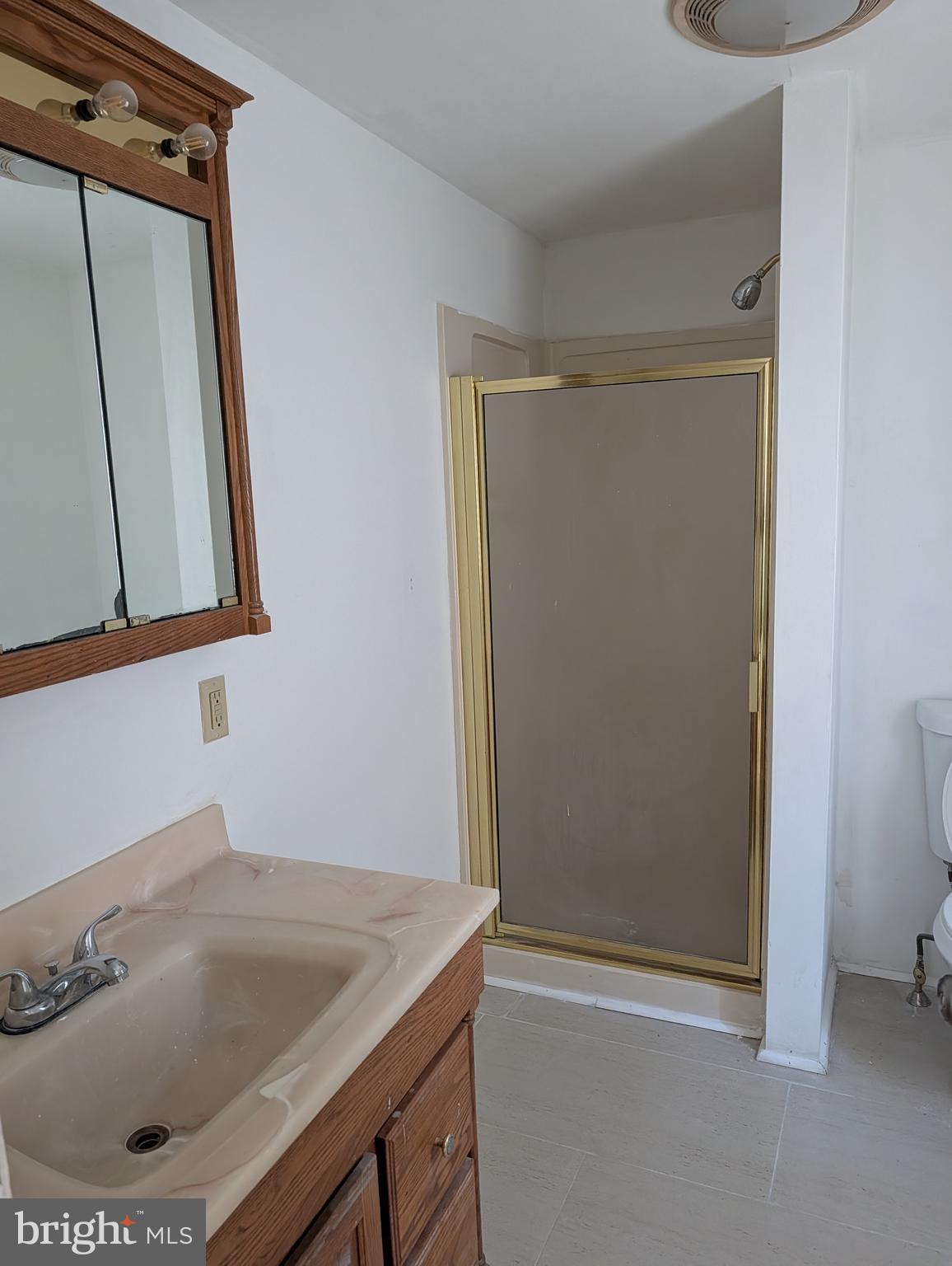 YORKVILLE - Commercial Sale