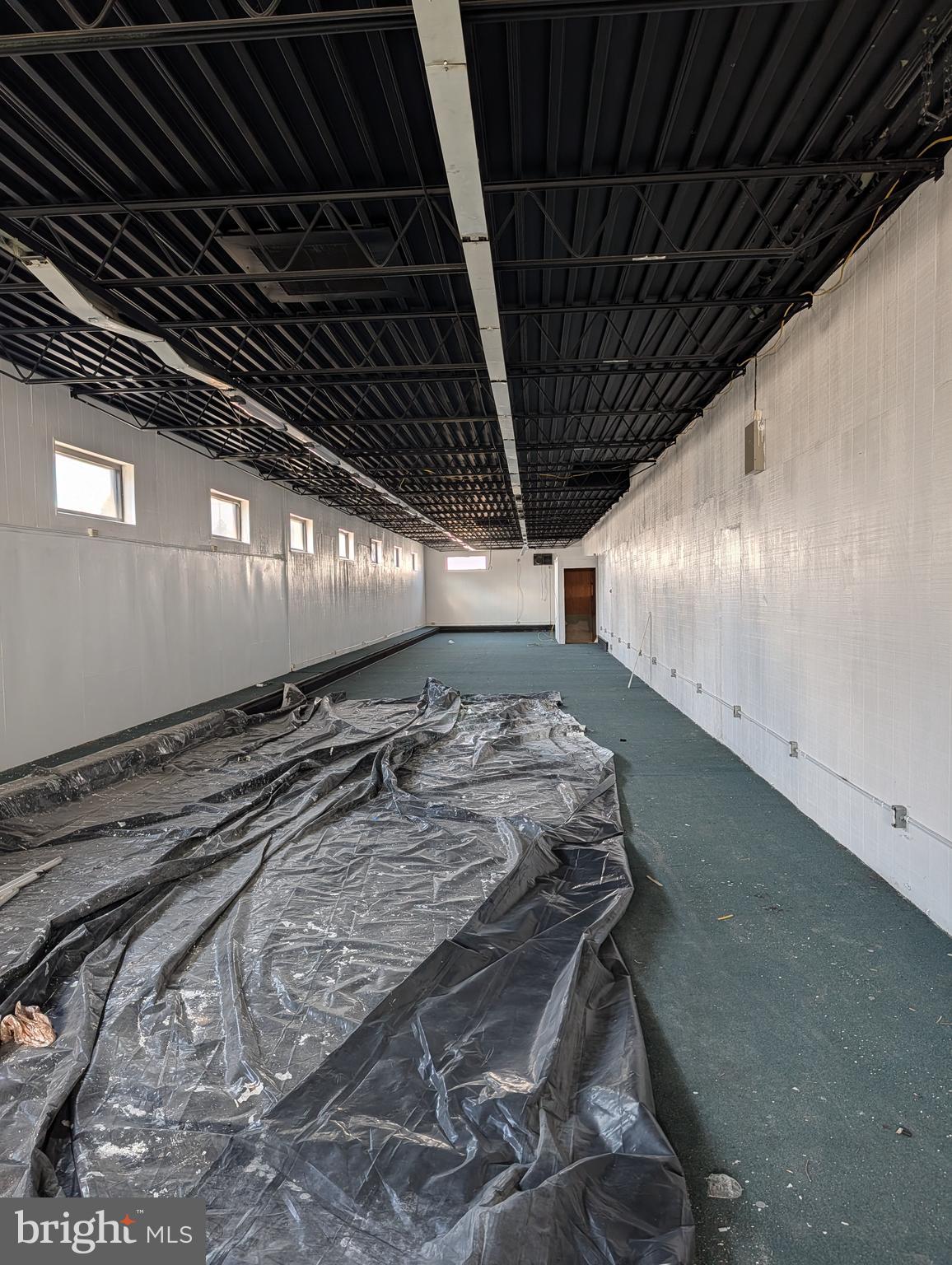 YORKVILLE - Commercial Sale