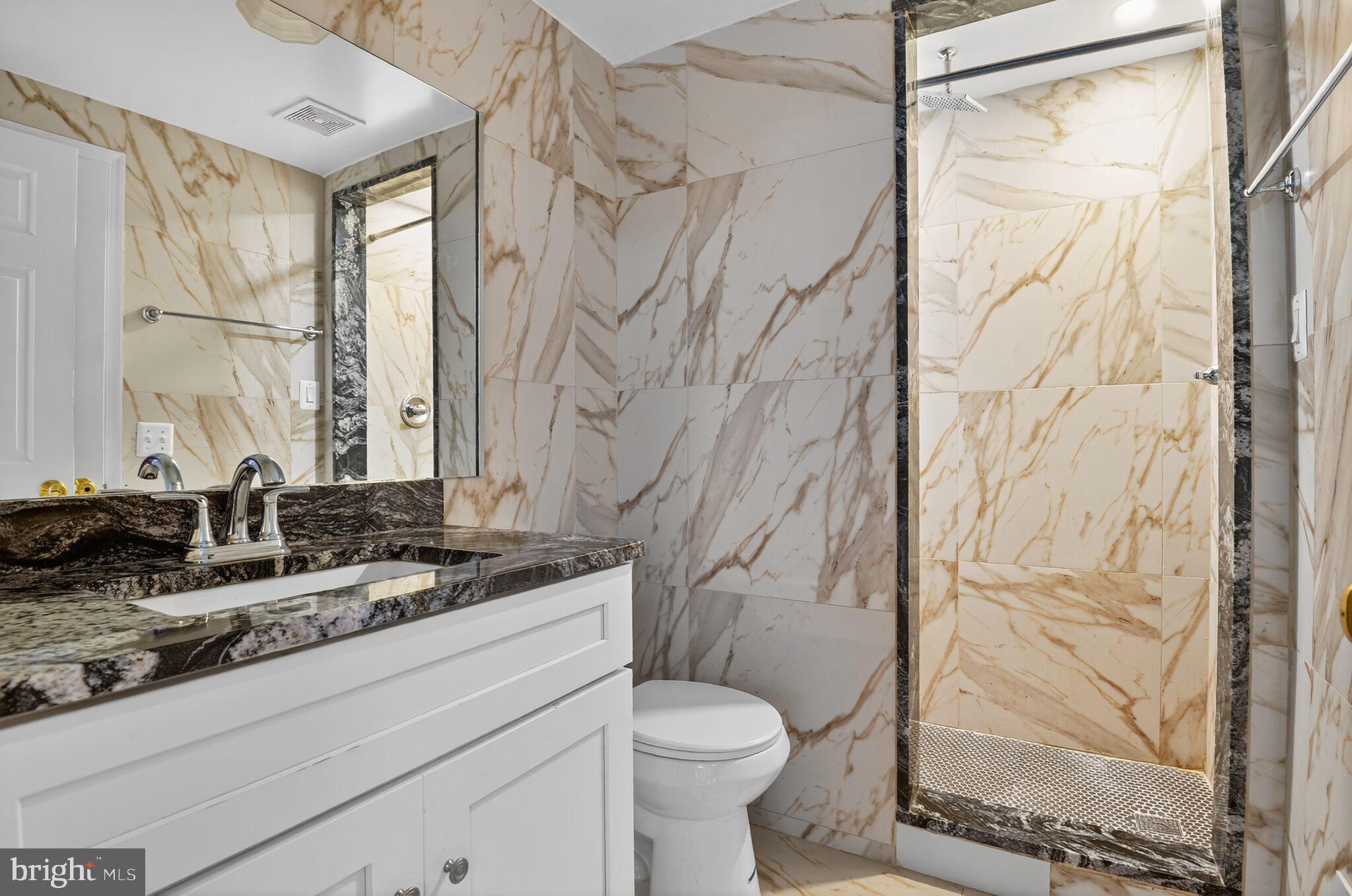 LAUREL HILL LANDBAY - Residential