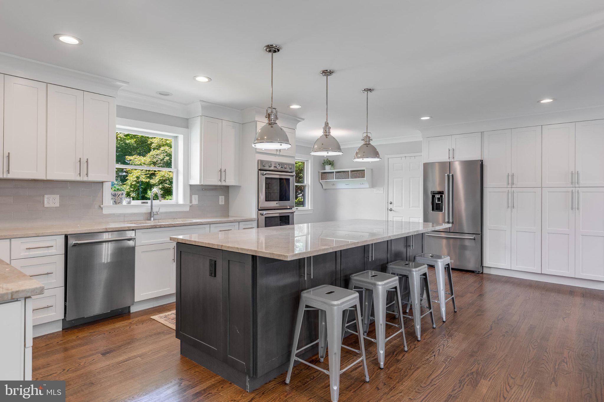10105 NADINE DRIVE