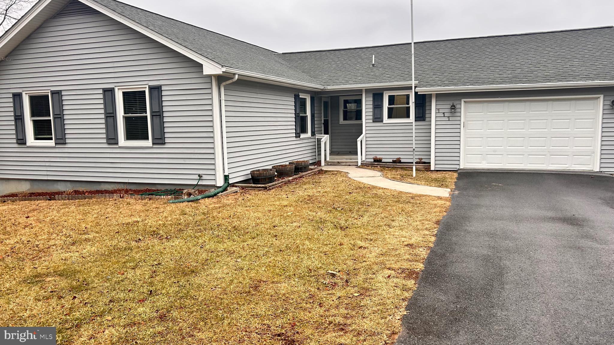 LAKE HOLIDAY ESTATES - Residential