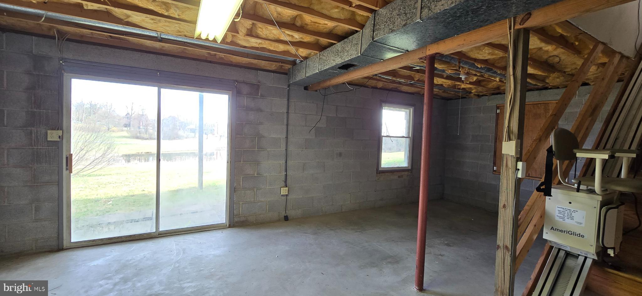 LAKE HOLIDAY ESTATES - Residential