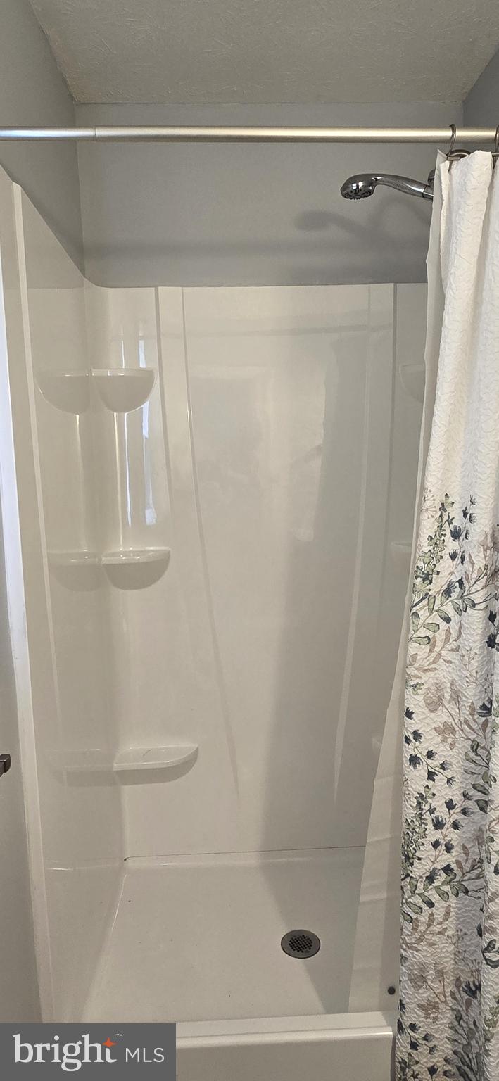 LAKE HOLIDAY ESTATES - Residential