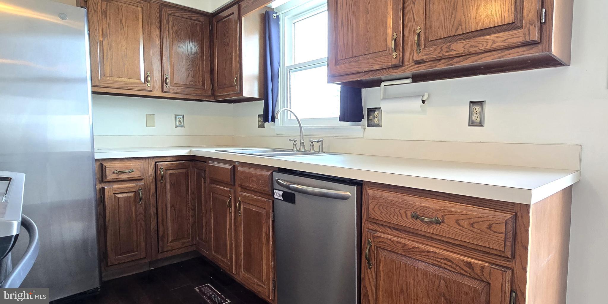 LAKE HOLIDAY ESTATES - Residential