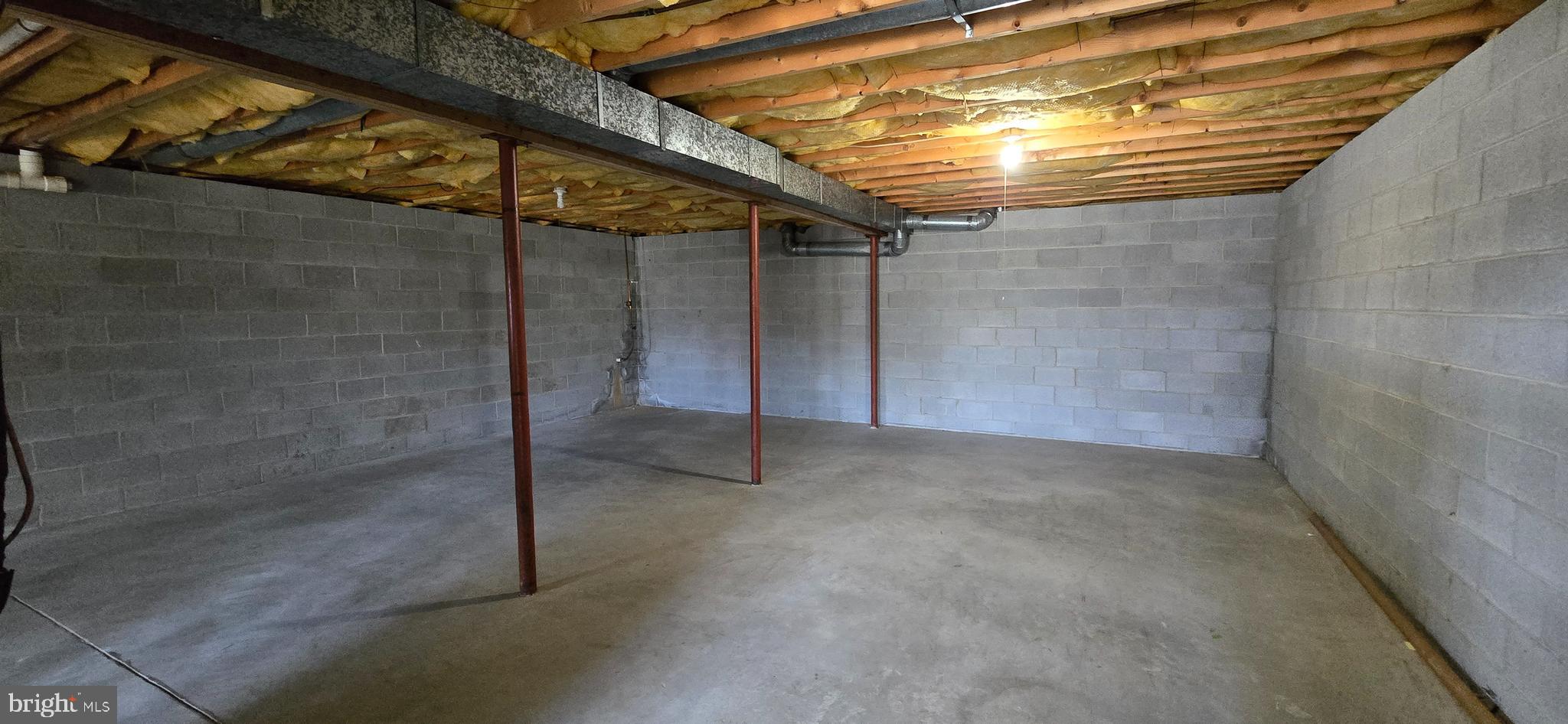 LAKE HOLIDAY ESTATES - Residential