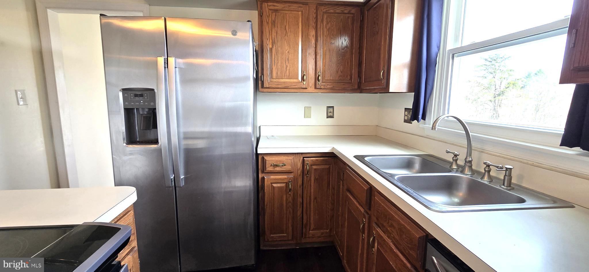 LAKE HOLIDAY ESTATES - Residential