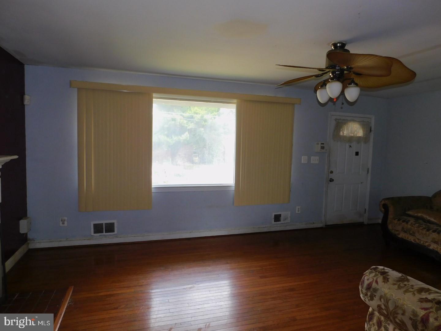 COLEBROOKE - Residential