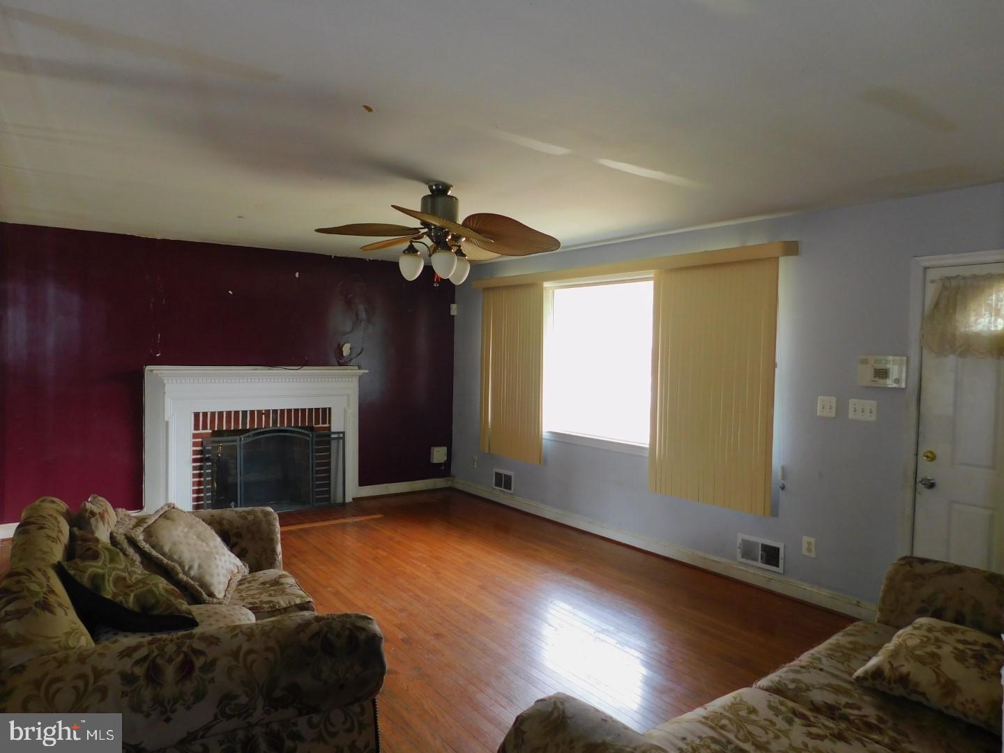 COLEBROOKE - Residential