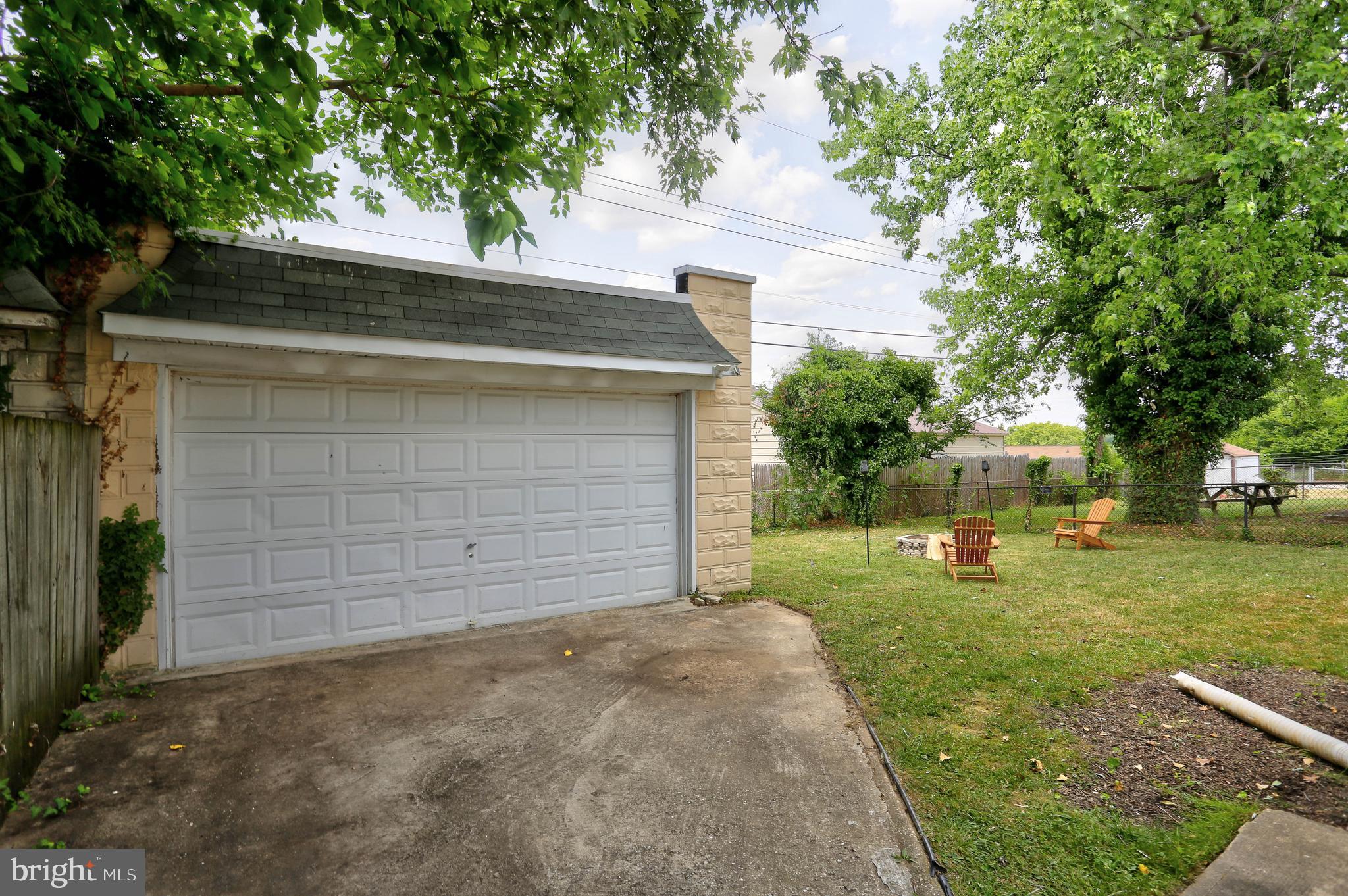 FRANKFORD ESTATES - Residential