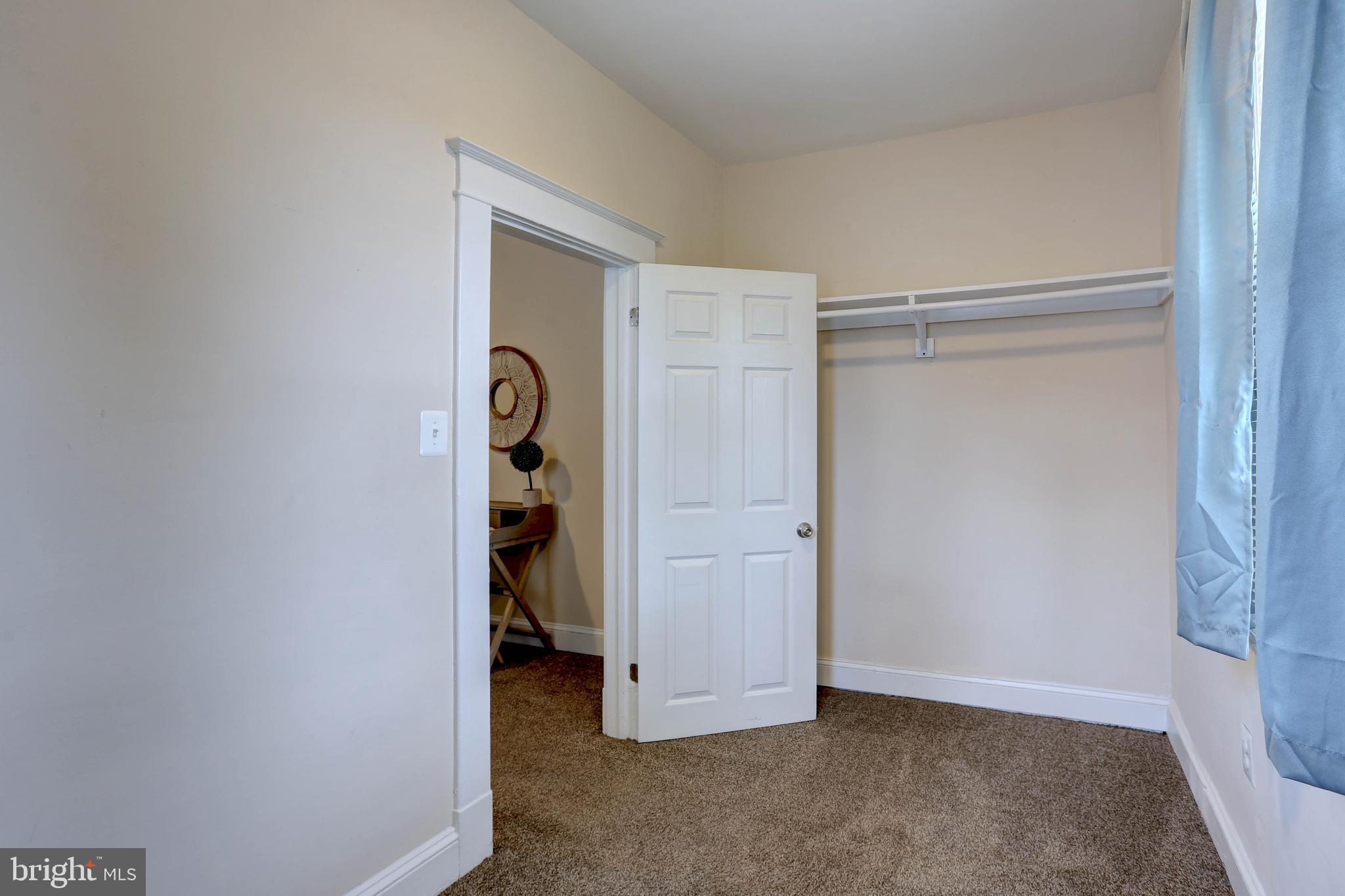 FRANKFORD ESTATES - Residential