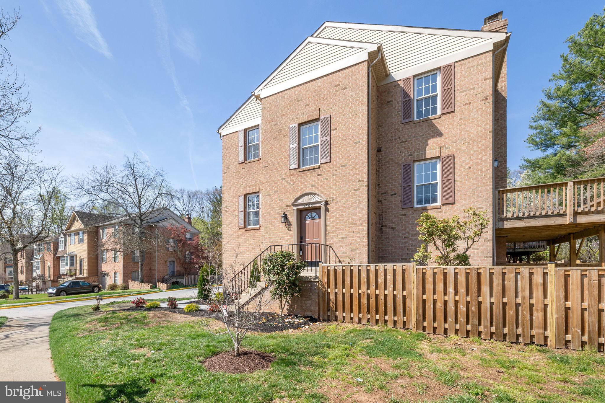 HUNTER VILLAGE - Residential