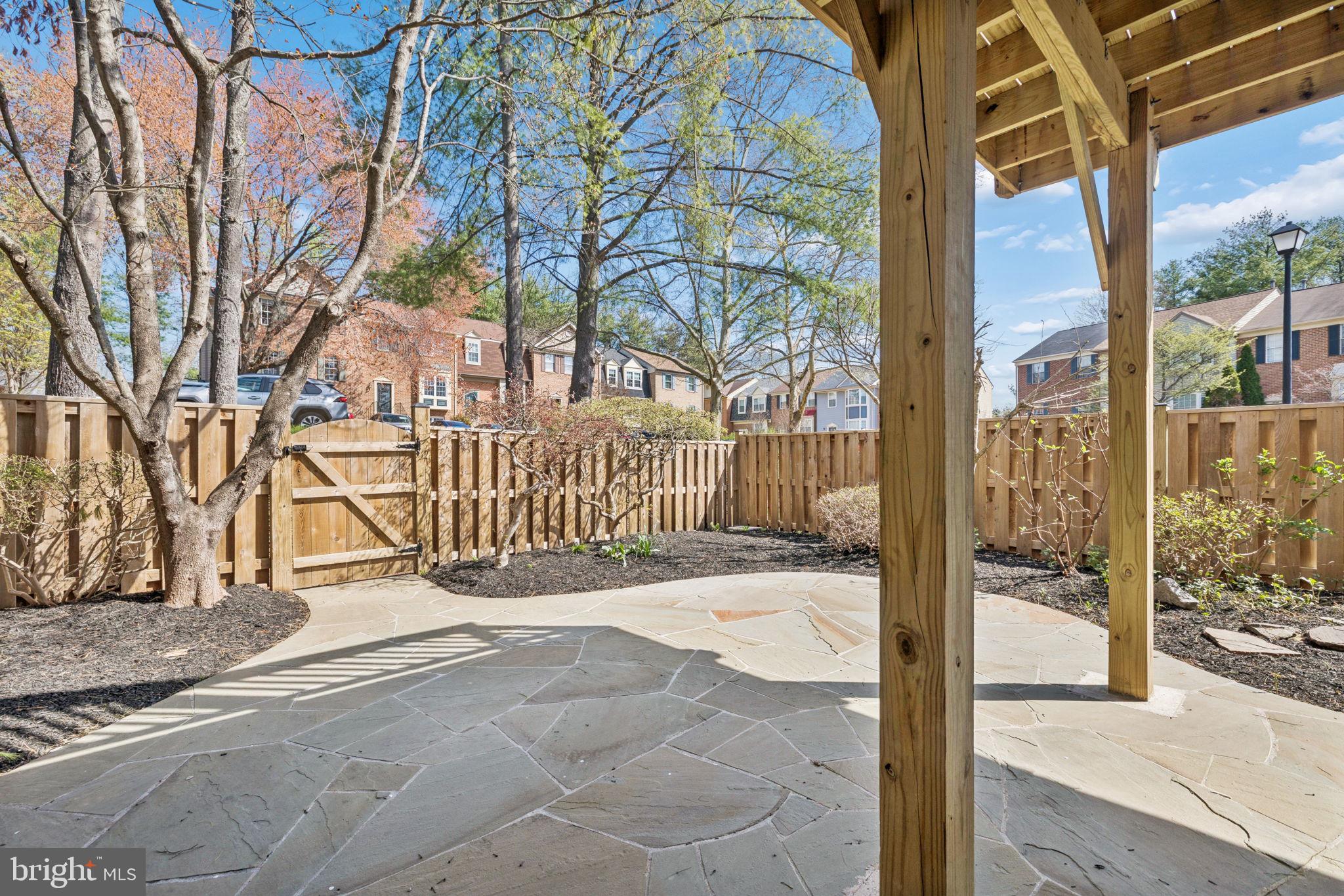 HUNTER VILLAGE - Residential