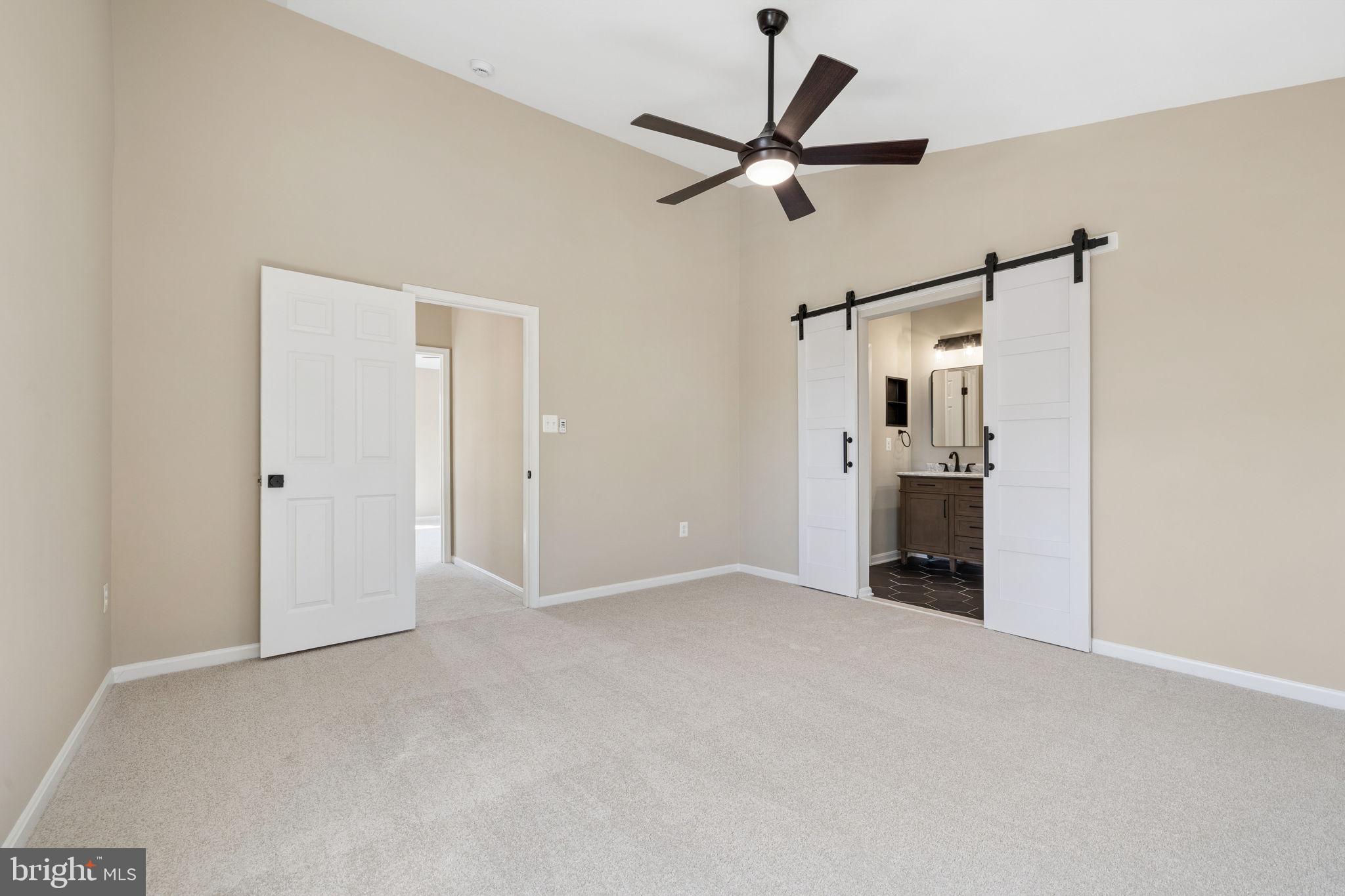 HUNTER VILLAGE - Residential