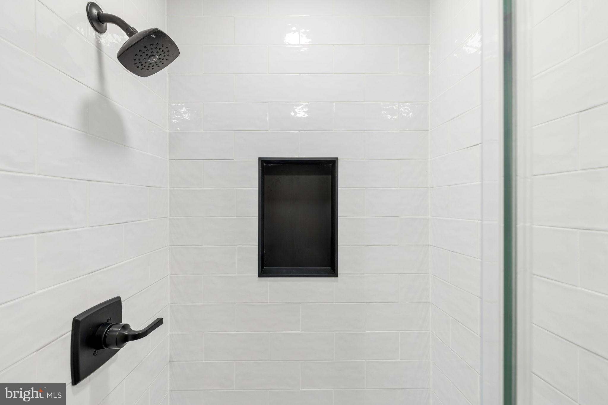 HUNTER VILLAGE - Residential