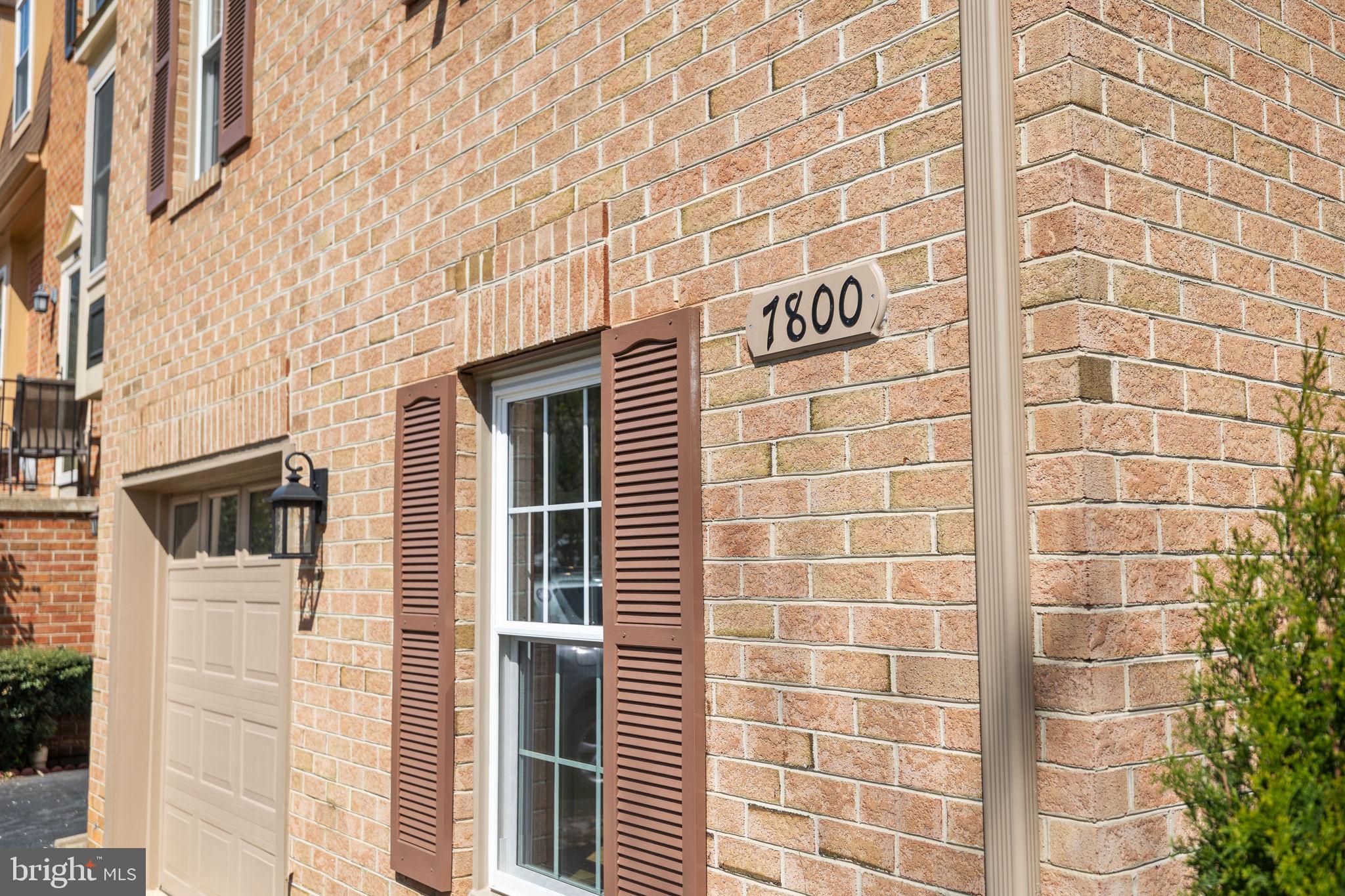 HUNTER VILLAGE - Residential