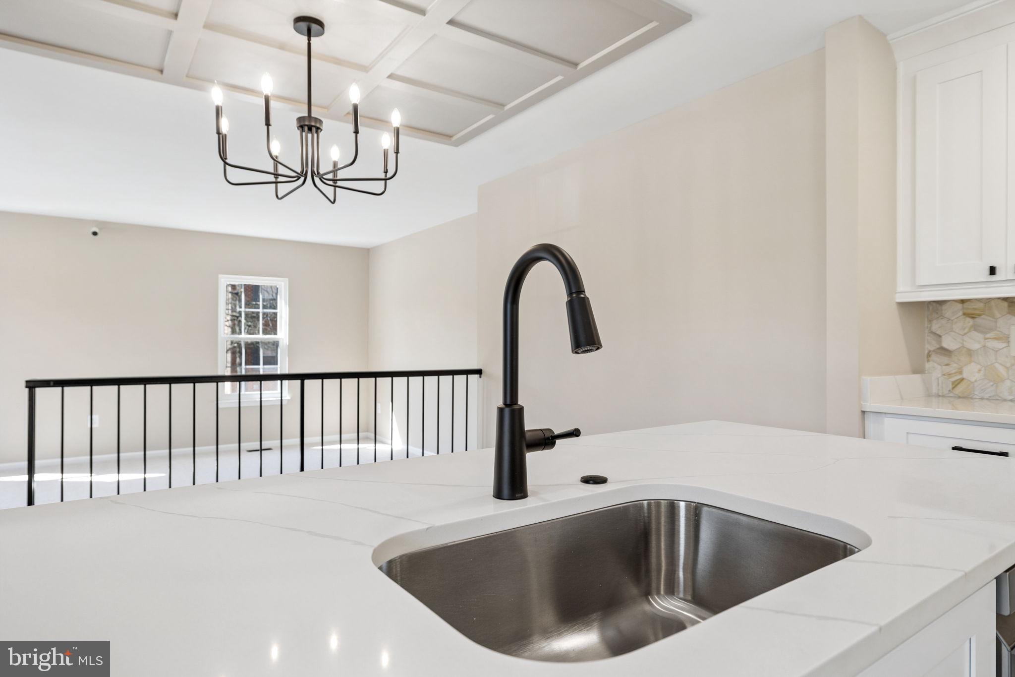 HUNTER VILLAGE - Residential