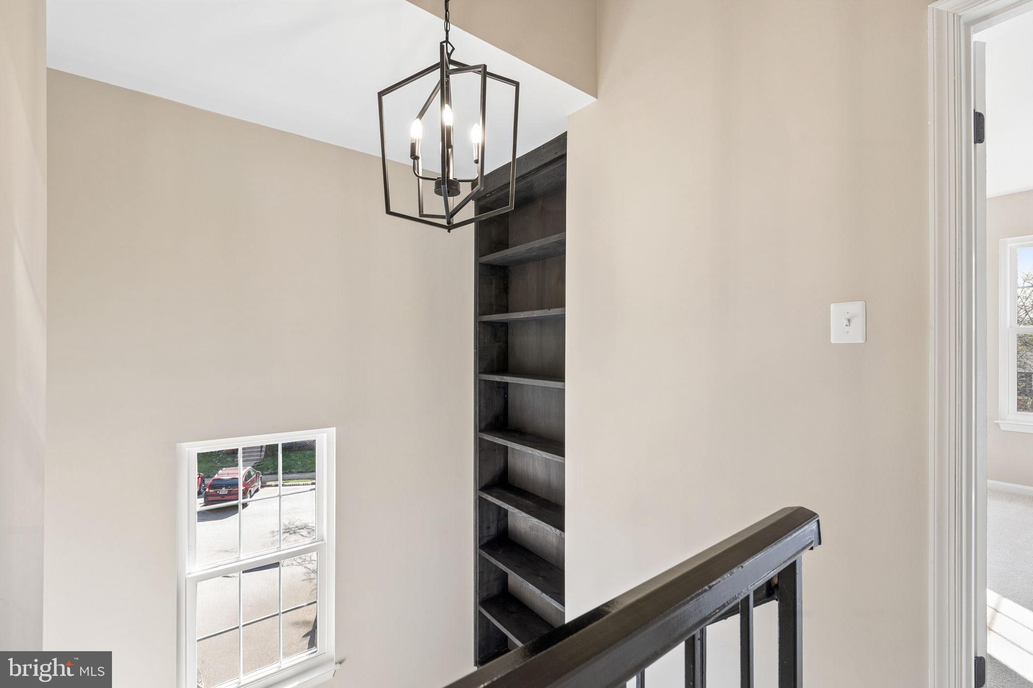 HUNTER VILLAGE - Residential