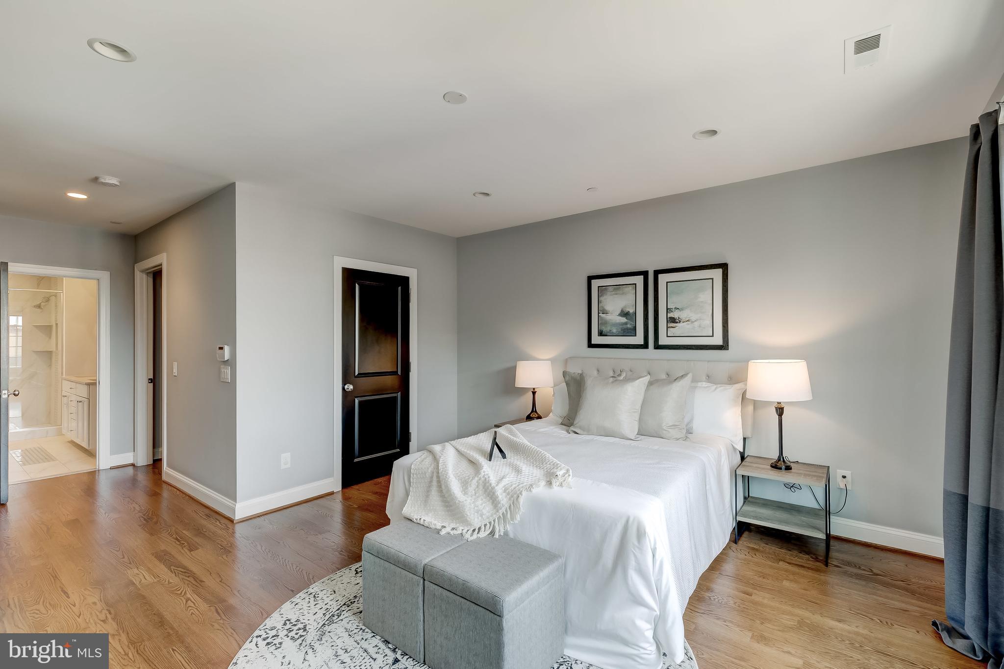 BREWERS HILL - Residential