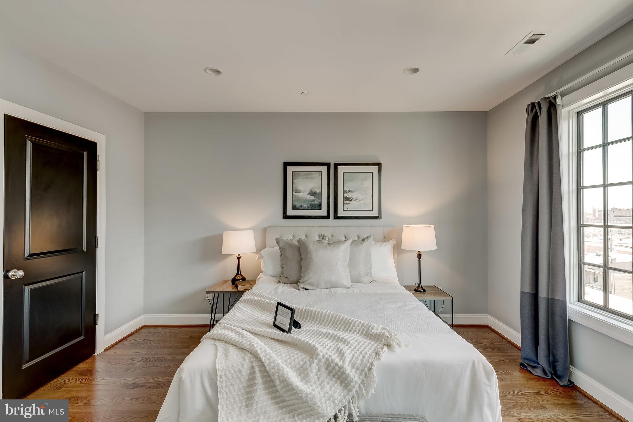 BREWERS HILL - Residential