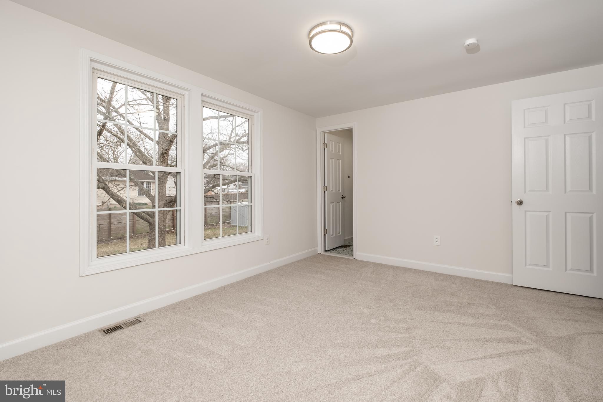 KEYSTONE MANOR - Residential