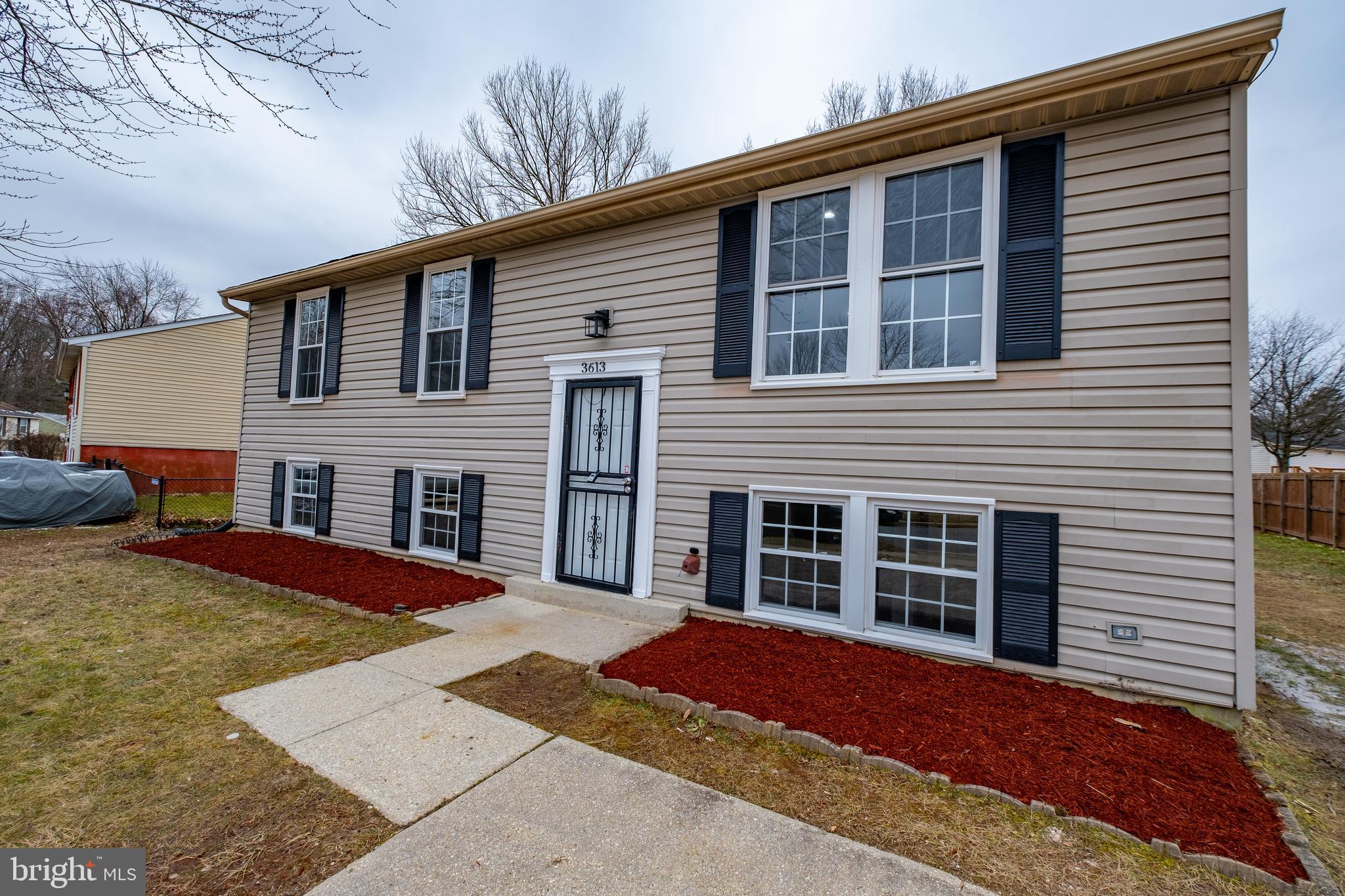 KEYSTONE MANOR - Residential