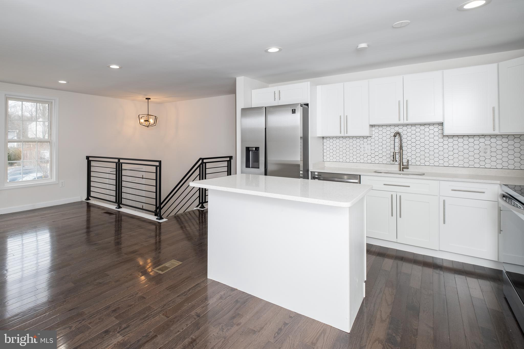 KEYSTONE MANOR - Residential