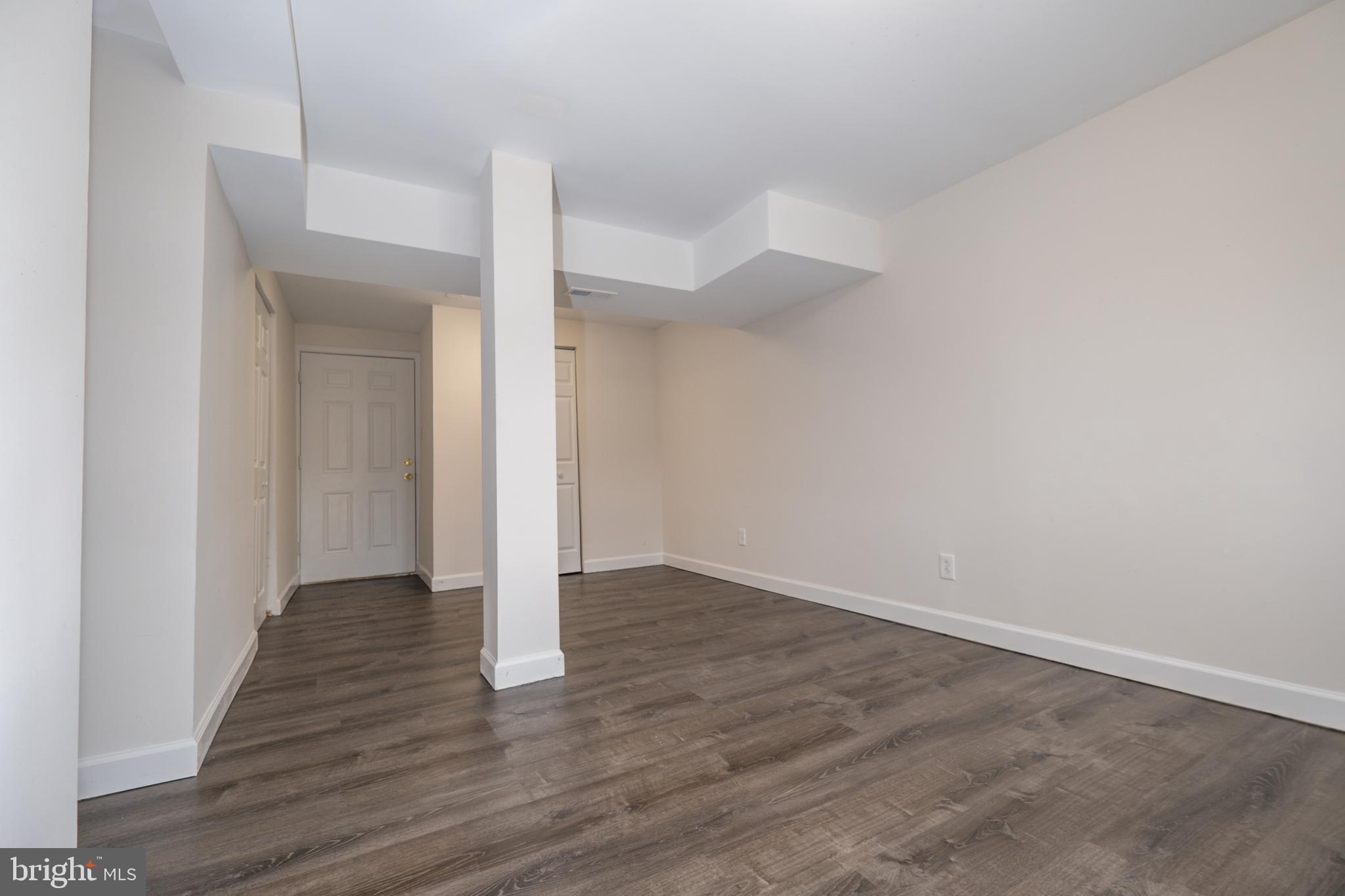 KEYSTONE MANOR - Residential