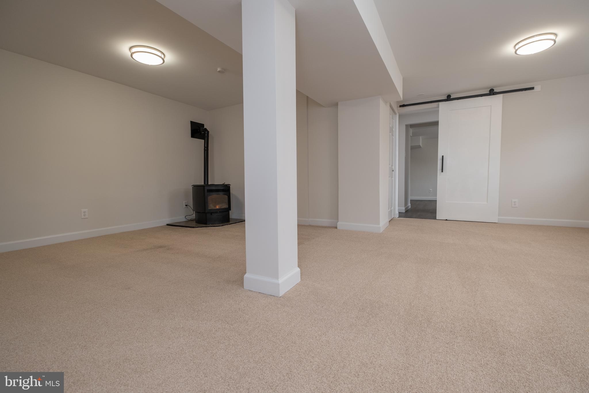 KEYSTONE MANOR - Residential