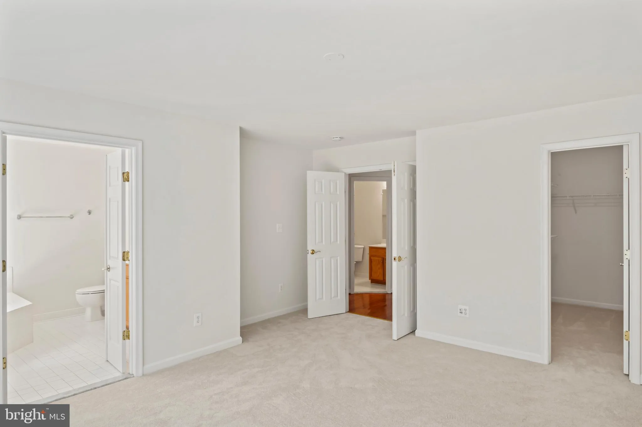 Alexandria, Virginia 22306, United States, 3 Bedrooms Bedrooms, ,4 BathroomsBathrooms,Residential,Active,166177