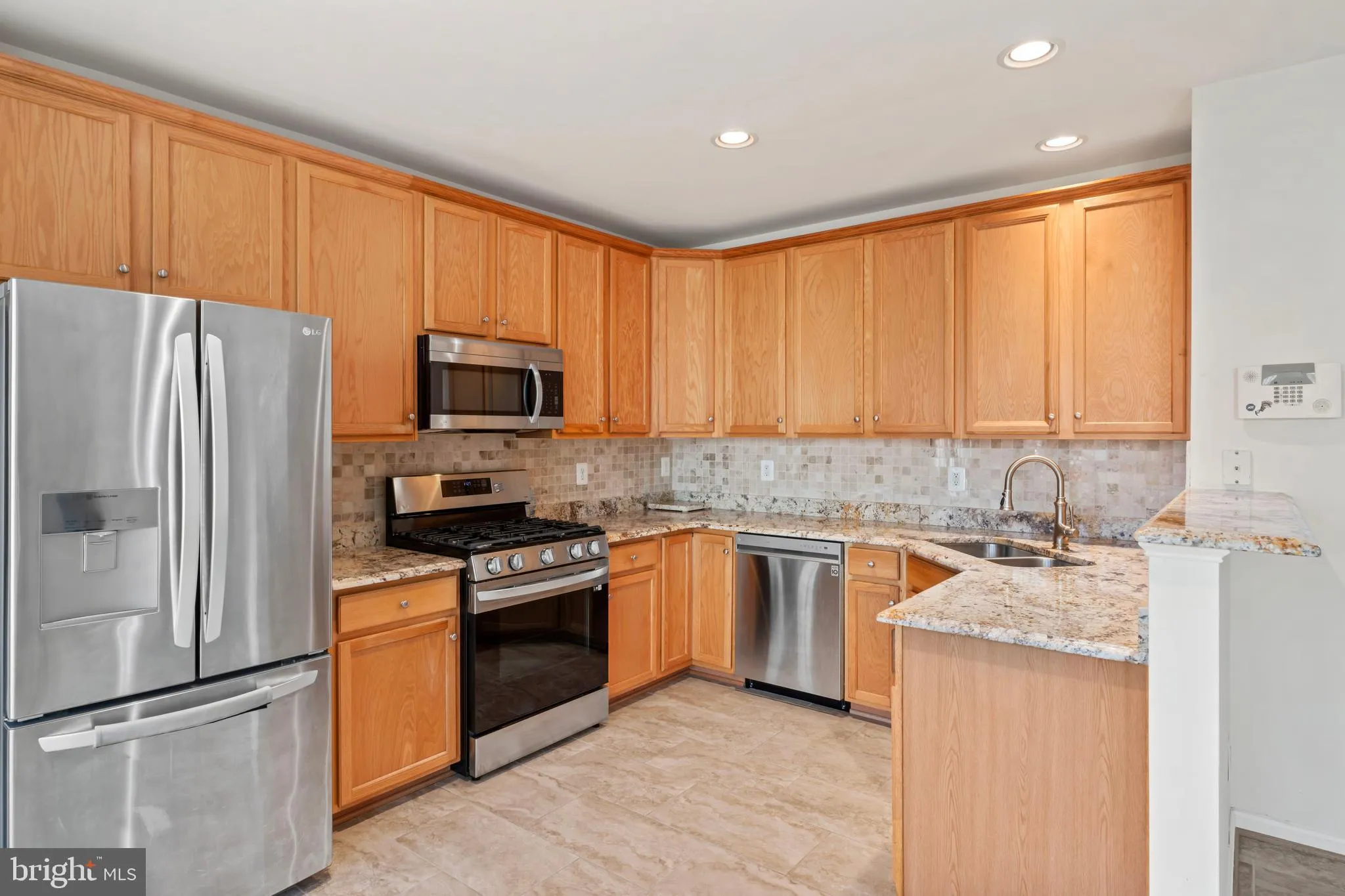 Alexandria, Virginia 22306, United States, 3 Bedrooms Bedrooms, ,4 BathroomsBathrooms,Residential,Active,166177