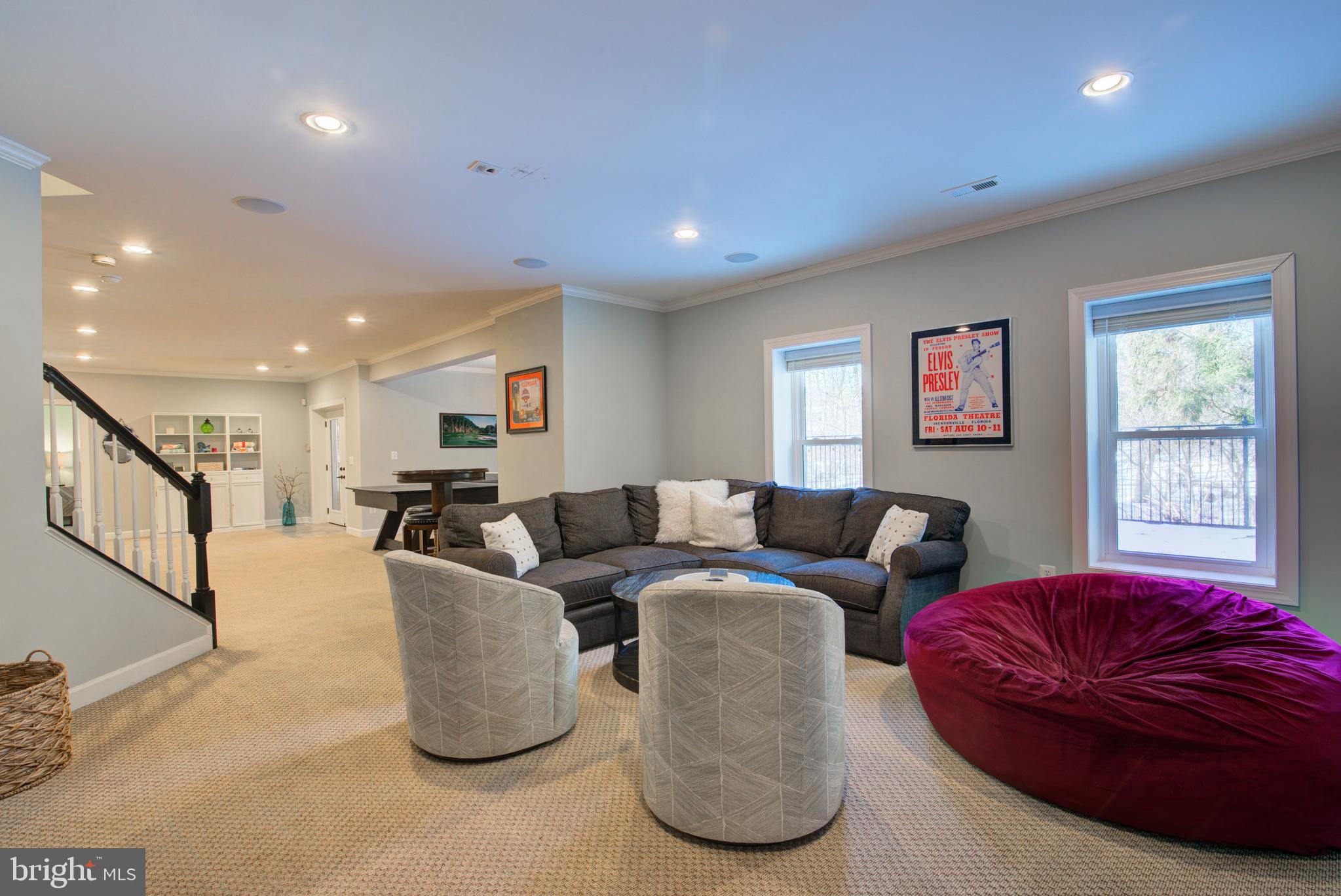 RIVER CREEK - Residential