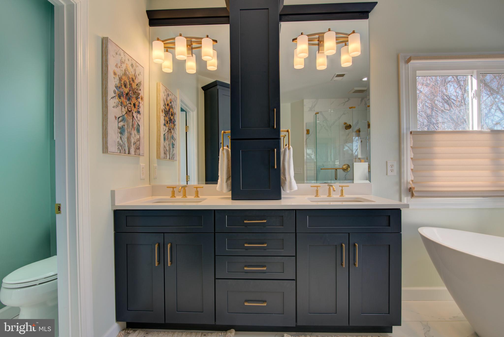 RIVER CREEK - Residential