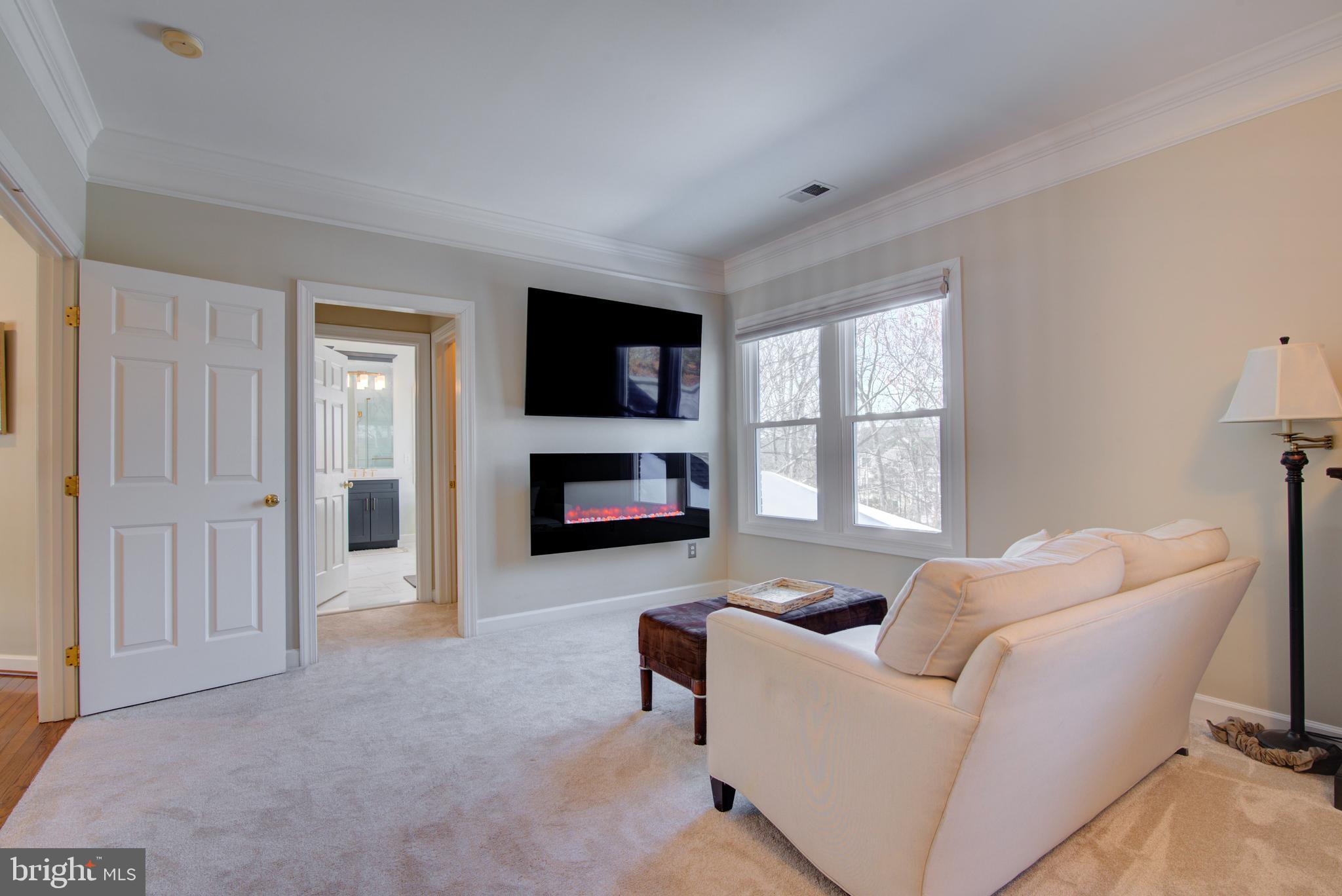 RIVER CREEK - Residential