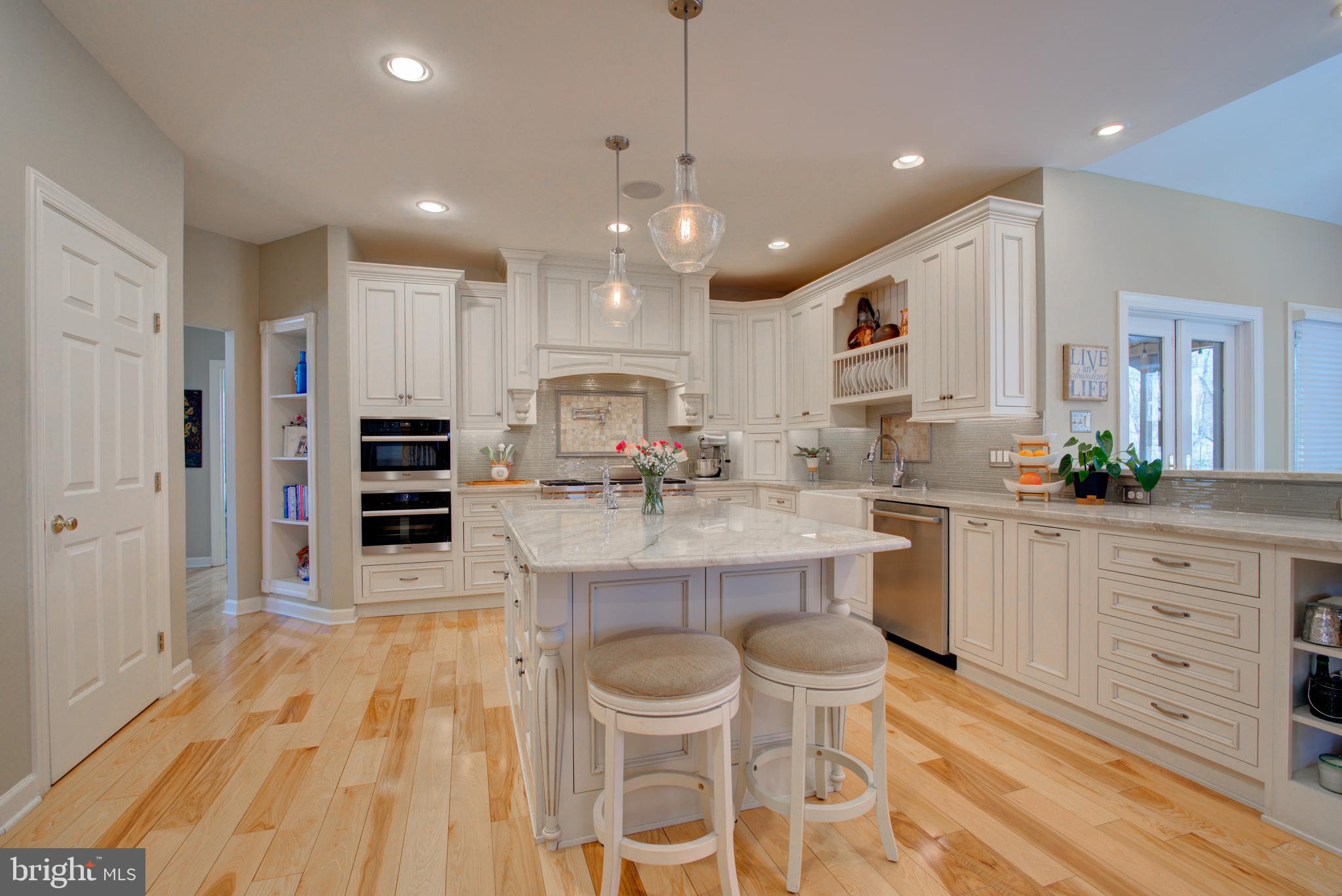 RIVER CREEK - Residential