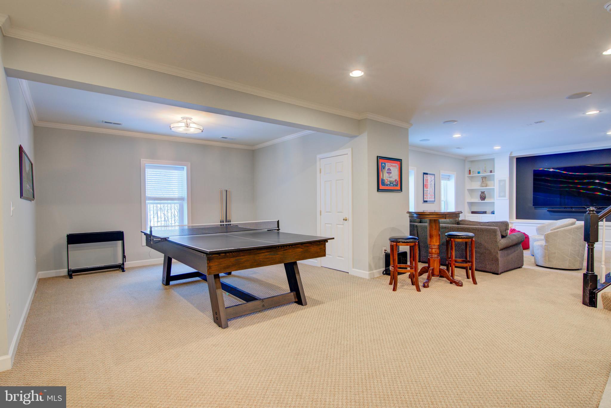 RIVER CREEK - Residential