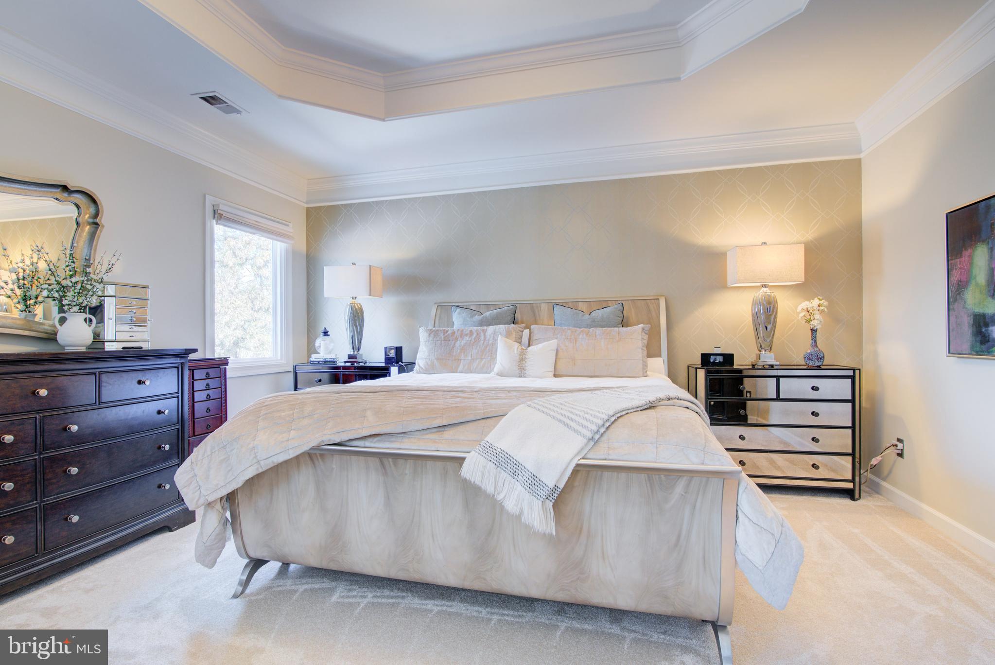 RIVER CREEK - Residential