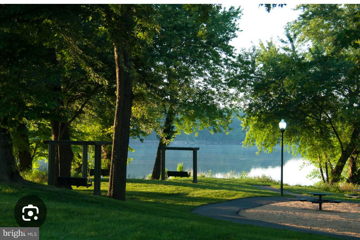 RIVER CREEK - Residential