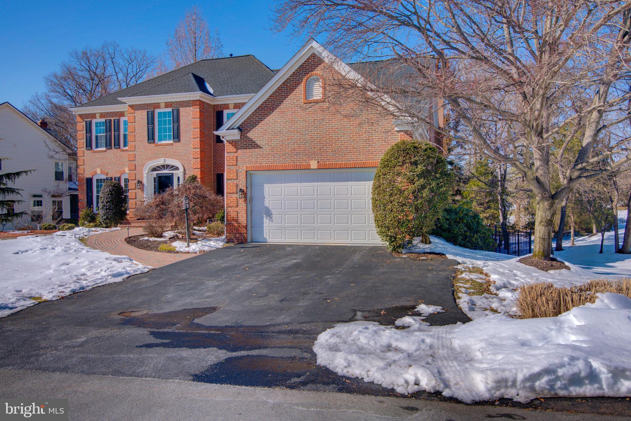 RIVER CREEK - Residential