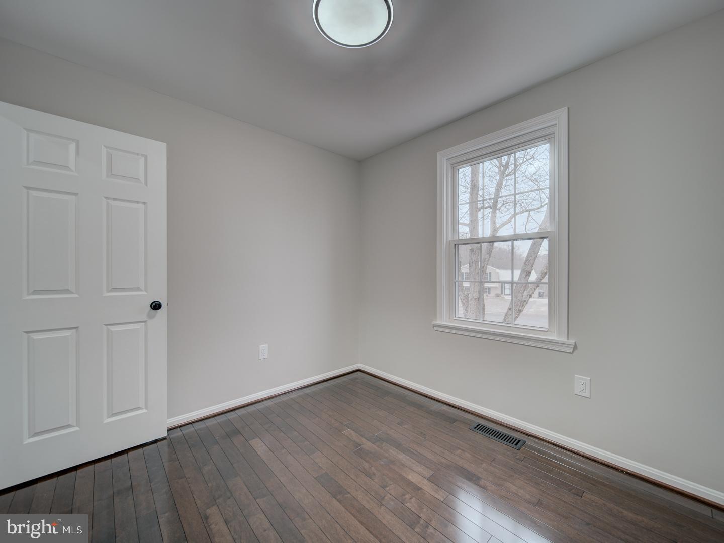 ST CHARLES BANNISTER - Residential