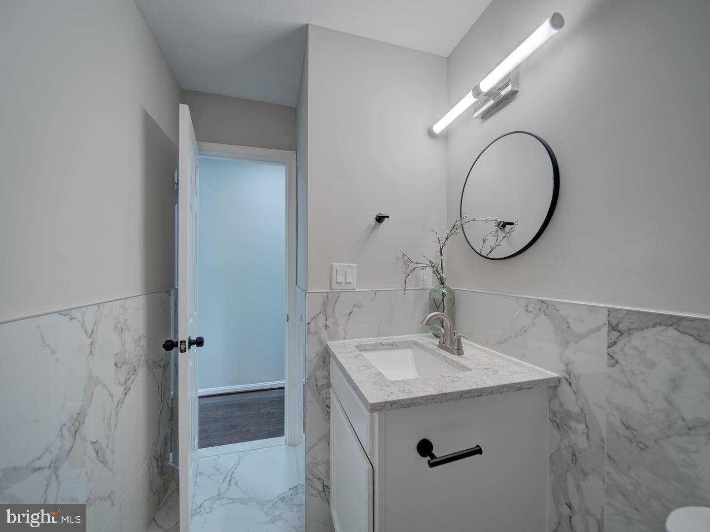 ST CHARLES BANNISTER - Residential