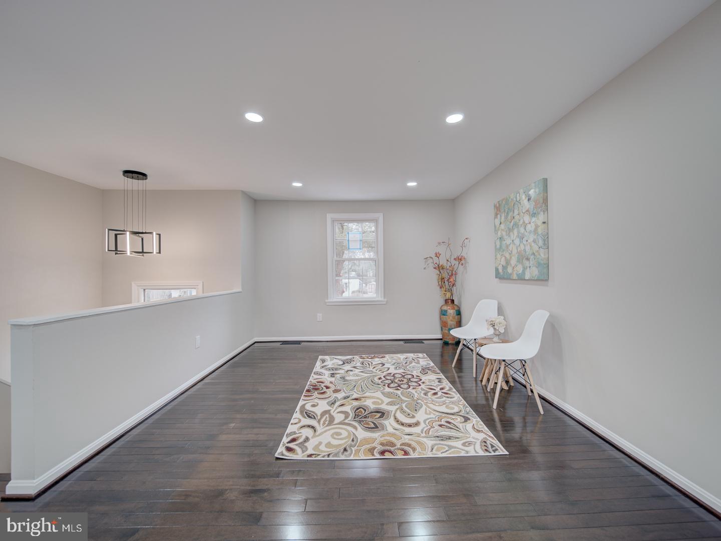 ST CHARLES BANNISTER - Residential