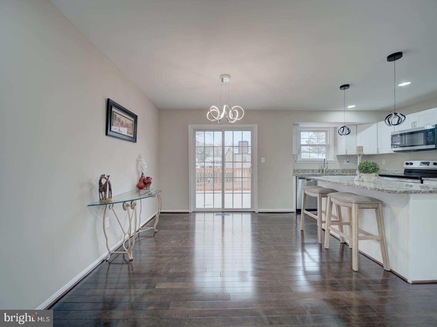 ST CHARLES BANNISTER - Residential